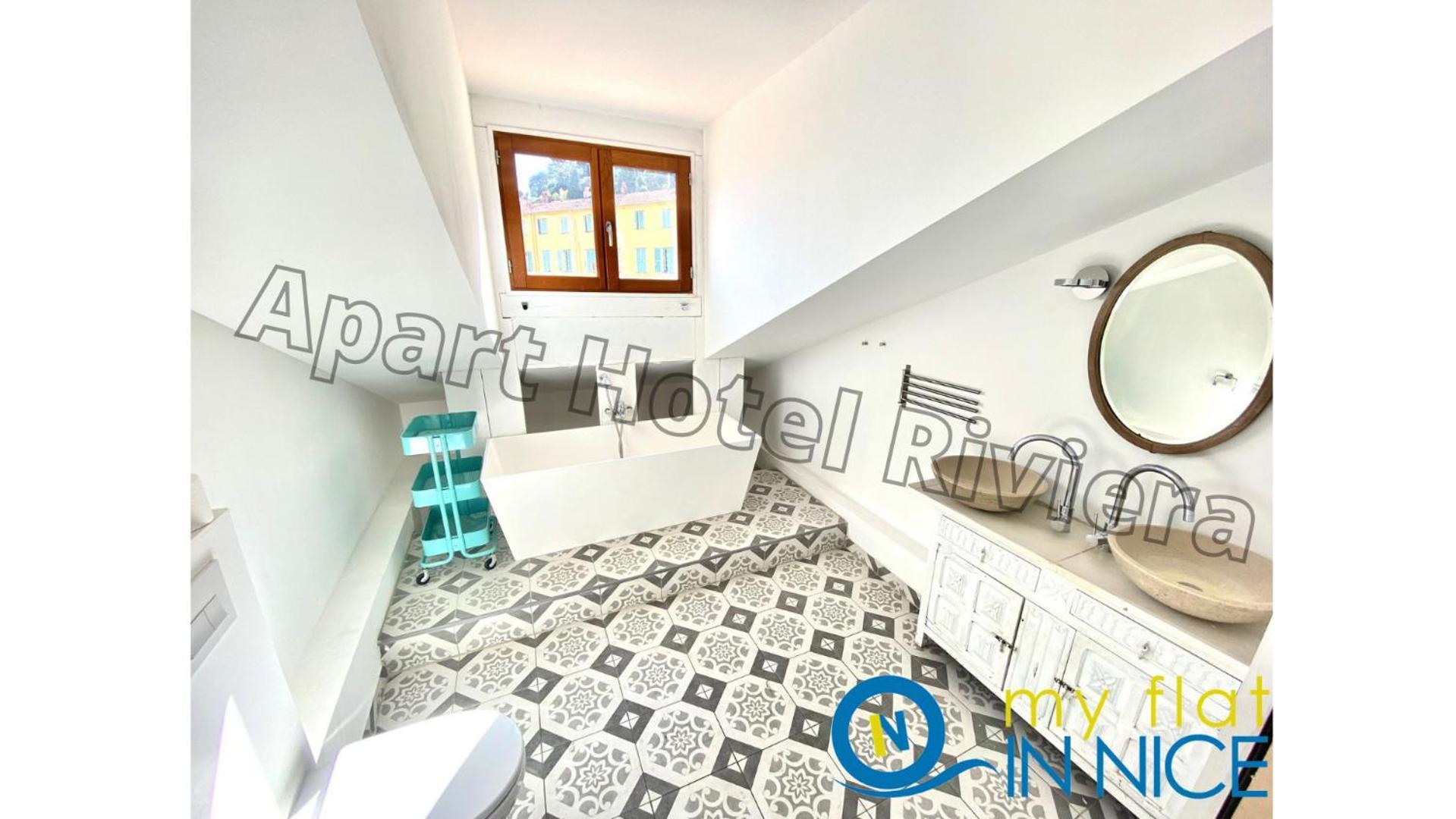 Aparthotel Riviera Nice Cote D'Azur - Old Port - Amazing Ac Duplex 3 Bedrooms 2 Bathrooms- Duplex Maison Du Port ภายนอก รูปภาพ